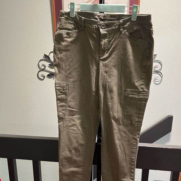 NWOT Eddie Bauer Light Sage Green Utility Pants Size 6 #DP305 - Picture 1 of 11